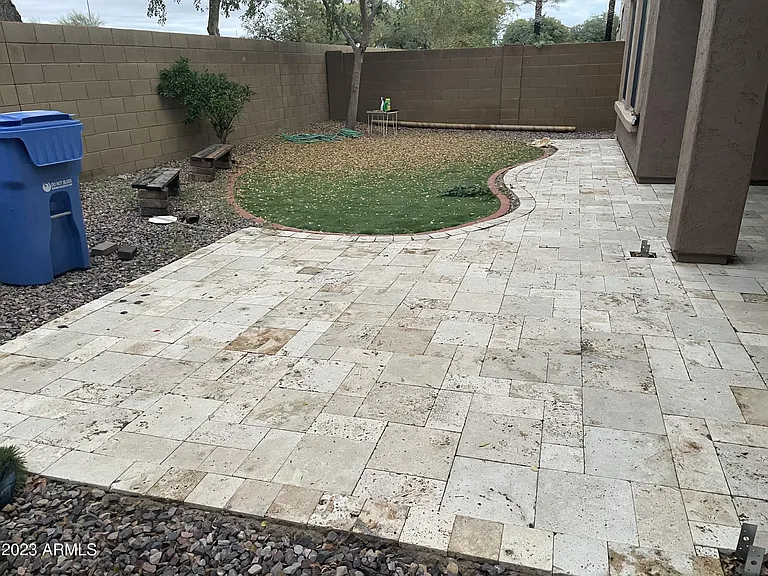 2018 W Davis Rd — Photo 33