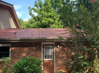 250 Pincushion Ln APT A1, Cullowhee, NC 28723