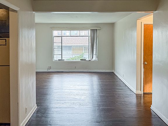 2nd image of 1014 Edwards St APT 2