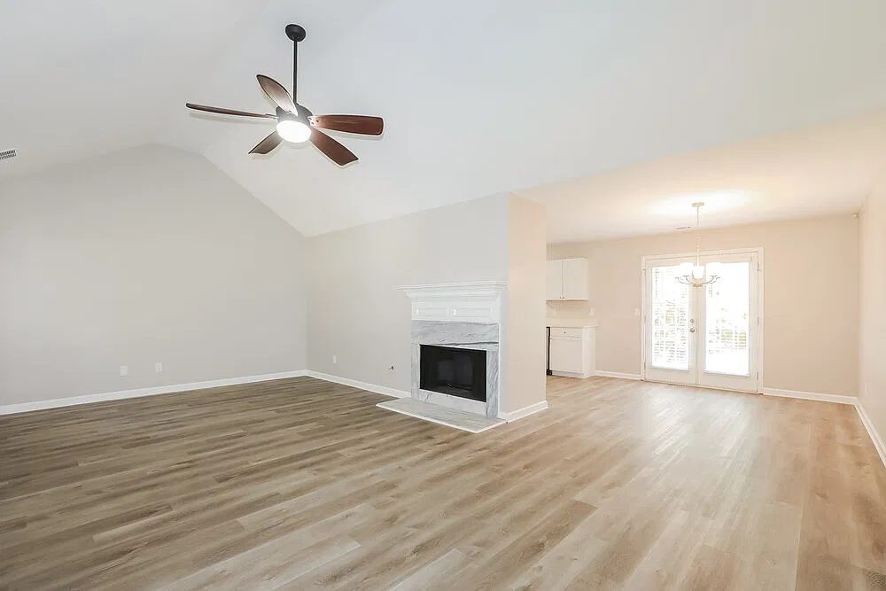 3 bed, 2.0 bath, 1586 sqft, $1,775 — Photo 3