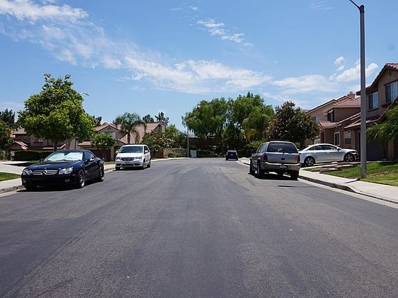 3rd image of 173 Tamarack Dr