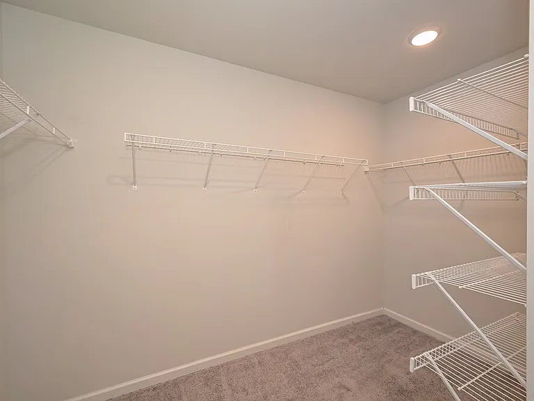 545 Samuel Lee Ln — Photo 10