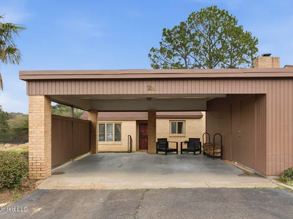 28 Park Crest Pl, Jackson, MS 39211