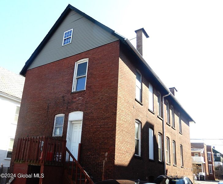 3rd image of 2331 15th Street