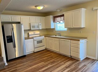 4705 Haden Ct, Kansas City, MO 64136