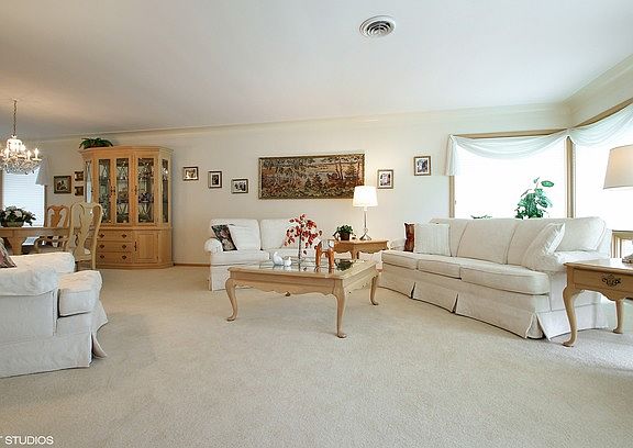 2nd image of 6863 N Lexington Ln