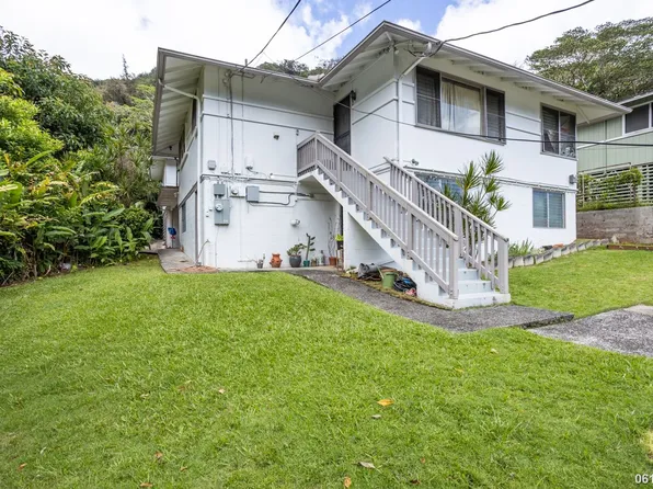 1583 Kalaepaa Dr #C, Honolulu, HI 96819