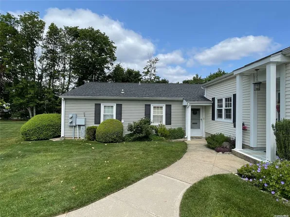 71 Harbor N #0, Amityville, NY 11701