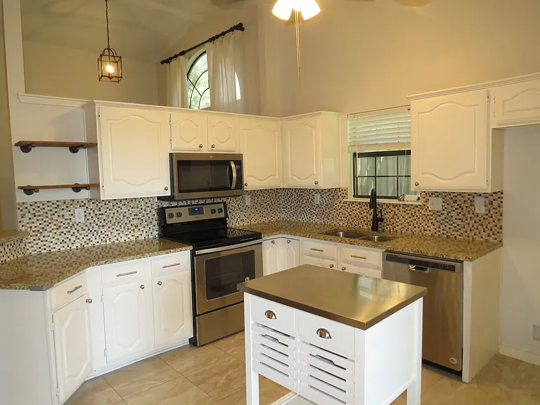 2308 Crestmeadow St — Photo 12