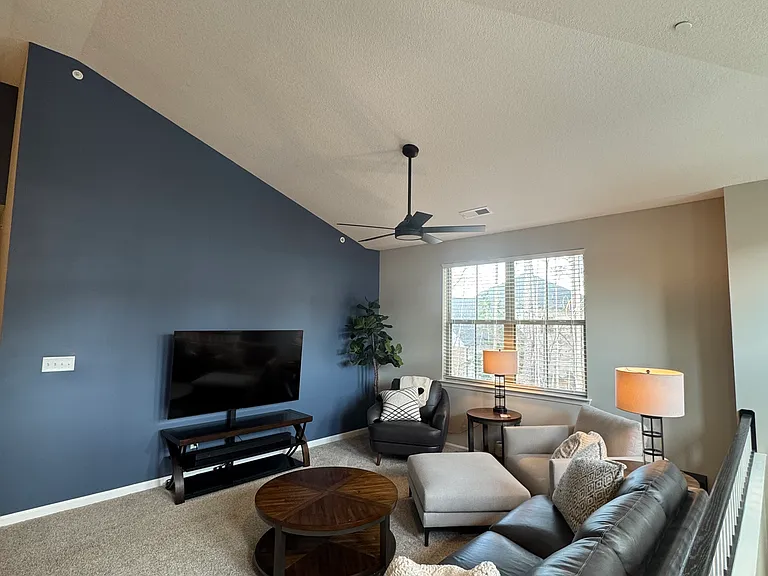 710 Kathy Ann Way W — Photo 7