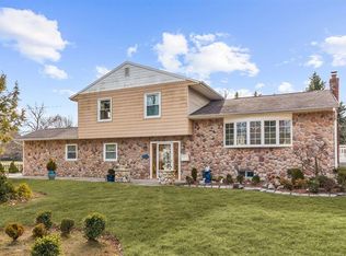 211 Cherry Tree Ln, Middletown, NJ 07748