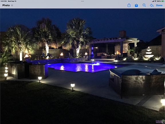 3rd image of 18521 Lake Stream Dr