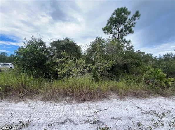 4187 E 27th St, Alva, FL 33920