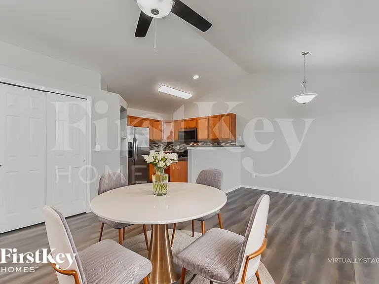 2766 Park Crest Ct — Photo 6
