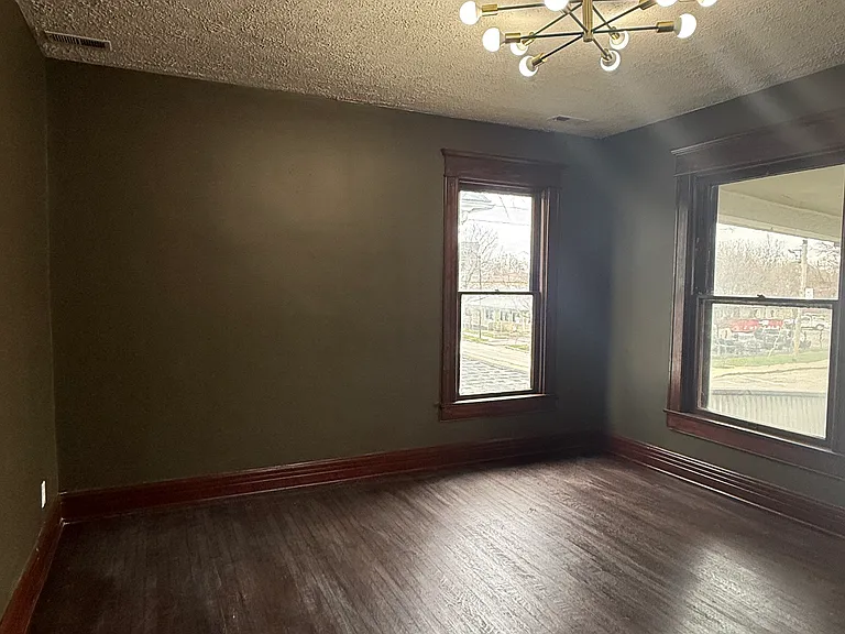 Bedroom 2 (master with balcony access)