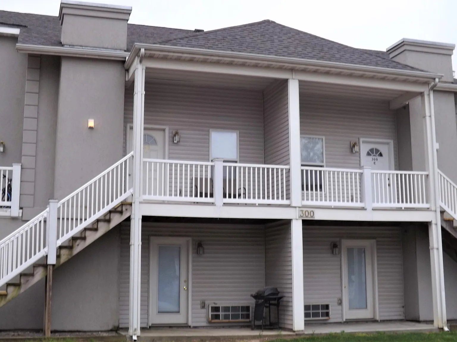 Cromwell Court - E. 2nd Street, Sedalia, MO — Photo 1