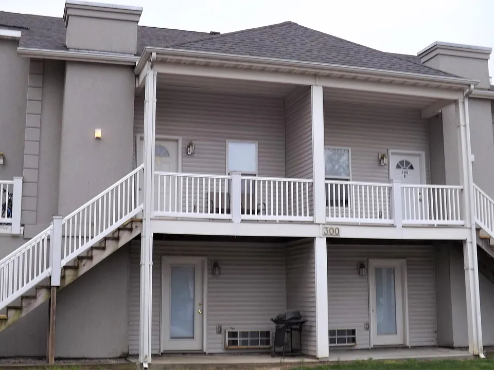 Cromwell Court - E. 2nd Street, Sedalia, MO