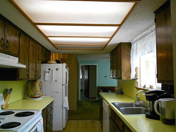 4th image of 11505 Brian Ln NE