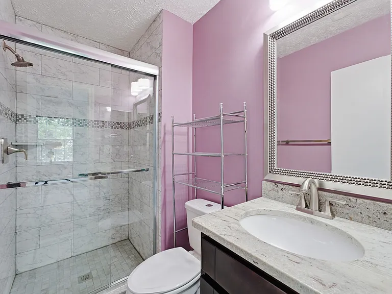 10703 Campus Way S — Photo 23