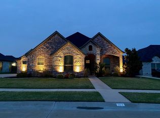 103 Piper Pkwy, Waxahachie, TX 75165