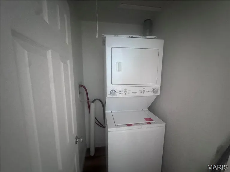 10792 Tropic Dr — Photo 2