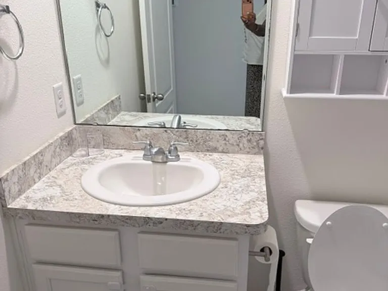 808 Brooklet Dr — Photo 18