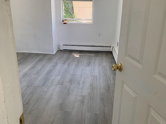 5th image of 410 Westervelt Ave APT 3