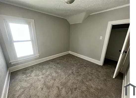 1118 Van Buren St #1 — Photo 10