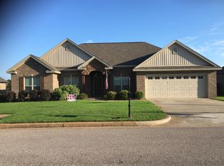 103 Crenshaw Ct, Prattville, AL 36067
