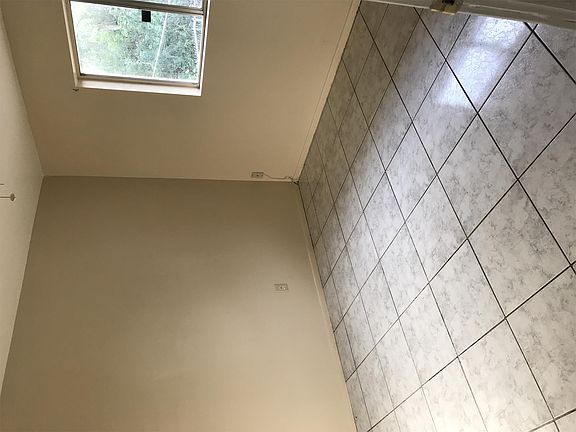 5th image of 17434 E Carnegie Cir