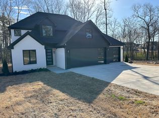 7210 Severn Lndg, Benton, AR 72019