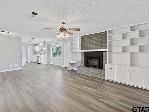 4th image of 4116 Lakeshore Dr