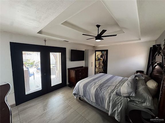 4th image of 2408 Sailfish Ave