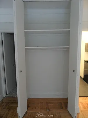 Rented by City Connections Realty | media 16