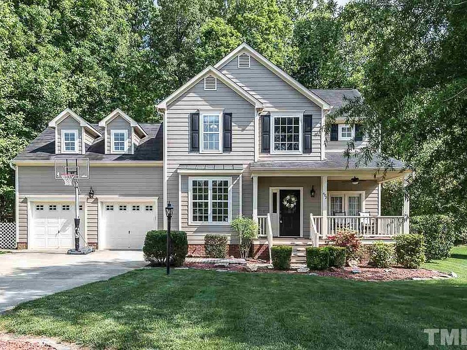 1st image of 402 Great Smokey Mountain Dr