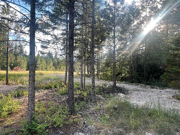 2nd image of Granite Lake Rd #3
