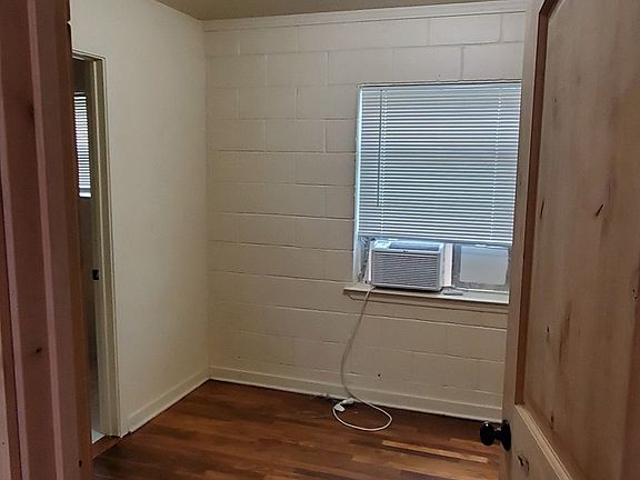 2nd image of 537 E Pine St #2
