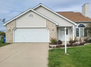 306 Rathert Ct, Auburn, IN