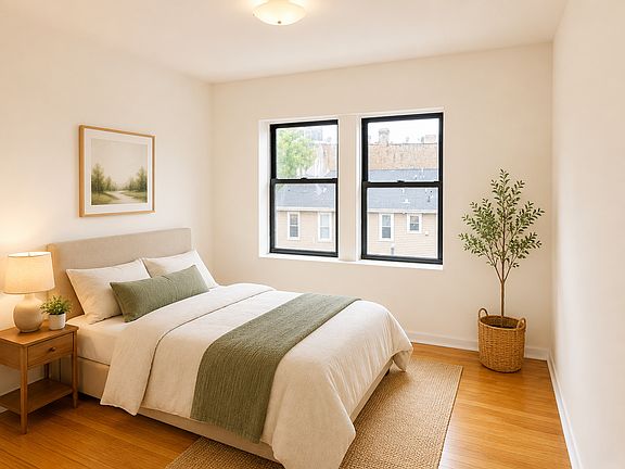 3rd image of 3561 W Cortland St #3RE