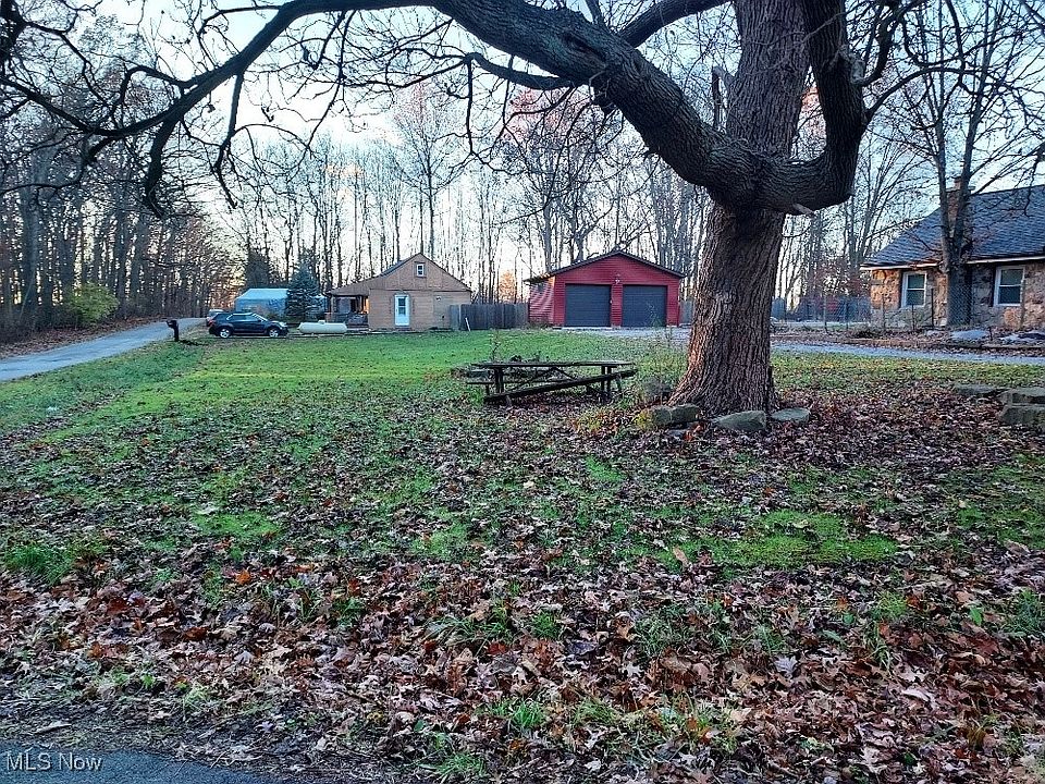 2nd image of 214 2nd St