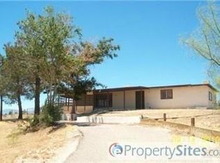 8506 H St, Hesperia, CA 92345