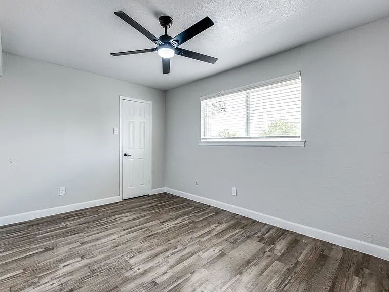 Villa La Paz Apartments — Photo 9