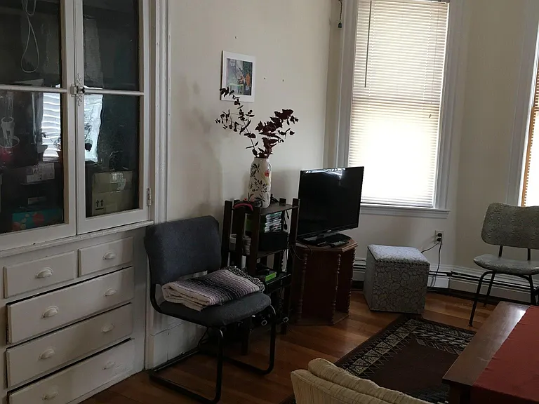 64 Fisher Ave #2 — Photo 15