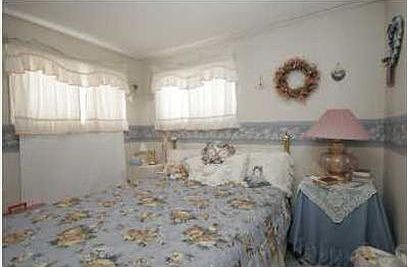 3rd image of 8815 104th St
