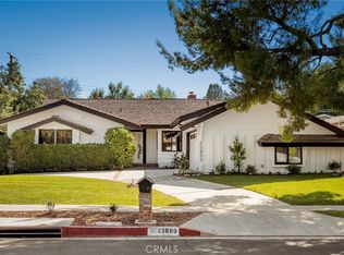 23800 Aetna St, Woodland Hills, CA 91367