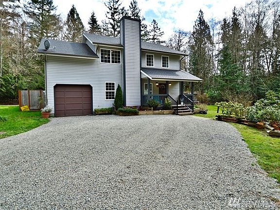 3rd image of 11315 Crescent Valley Dr NW