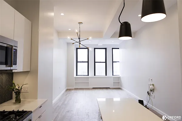 Rented by Oxford Property Group | media 24