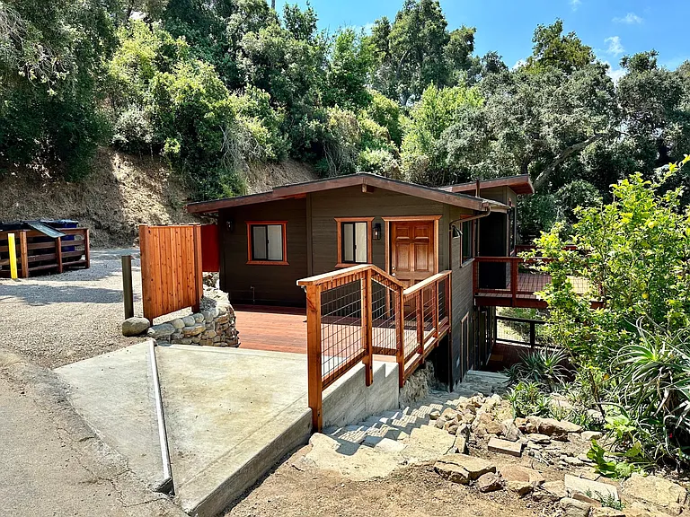 149 1/2 Muerdago Rd #1/2 — Photo 2