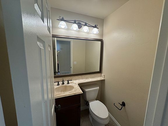 5th image of 910 S Magnolia Ave Unit K