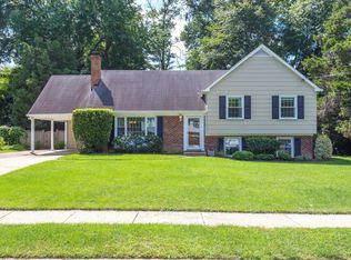1501 Cool Spring Dr, Alexandria, VA 22308